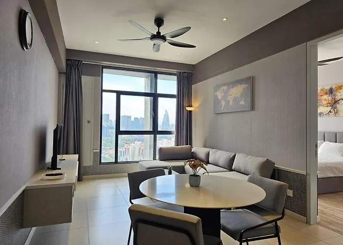 Premium 2Br -2-4Pax- Near Midvalley-Pavilion 2